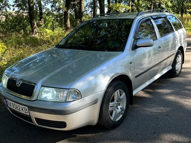 Серый Шкода Октавия, объемом двигателя 1.6 л и пробегом 267 тыс. км за 4800 $, фото 1 на Automoto.ua