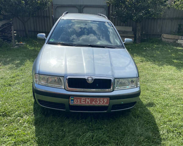 Серый Шкода Октавия, объемом двигателя 1.6 л и пробегом 253 тыс. км за 4500 $, фото 1 на Automoto.ua