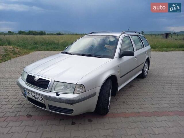 Серый Шкода Октавия, объемом двигателя 0 л и пробегом 305 тыс. км за 3500 $, фото 1 на Automoto.ua