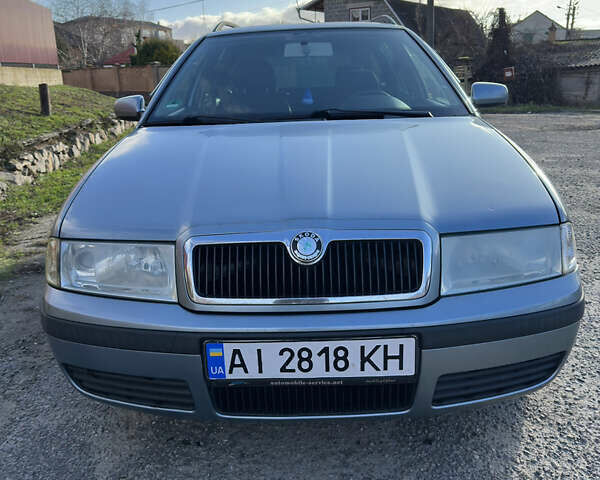 Серый Шкода Октавия, объемом двигателя 1.6 л и пробегом 236 тыс. км за 4000 $, фото 1 на Automoto.ua