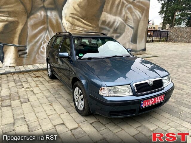 Серый Шкода Октавия, объемом двигателя 1.6 л и пробегом 162 тыс. км за 5350 $, фото 1 на Automoto.ua