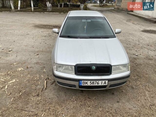 Серый Шкода Октавия, объемом двигателя 1.8 л и пробегом 238 тыс. км за 4300 $, фото 1 на Automoto.ua