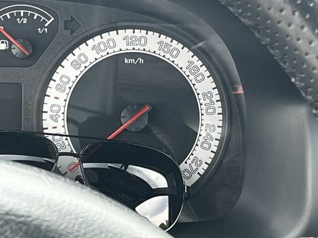 Серый Шкода Октавия, объемом двигателя 1.8 л и пробегом 222 тыс. км за 9191 $, фото 1 на Automoto.ua