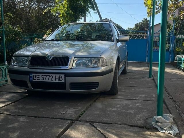 Серый Шкода Октавия, объемом двигателя 1.6 л и пробегом 177 тыс. км за 6300 $, фото 1 на Automoto.ua