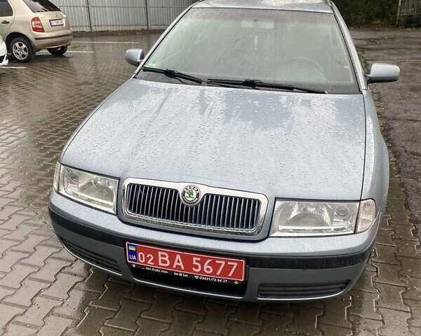 Серый Шкода Октавия, объемом двигателя 1.6 л и пробегом 268 тыс. км за 5100 $, фото 1 на Automoto.ua