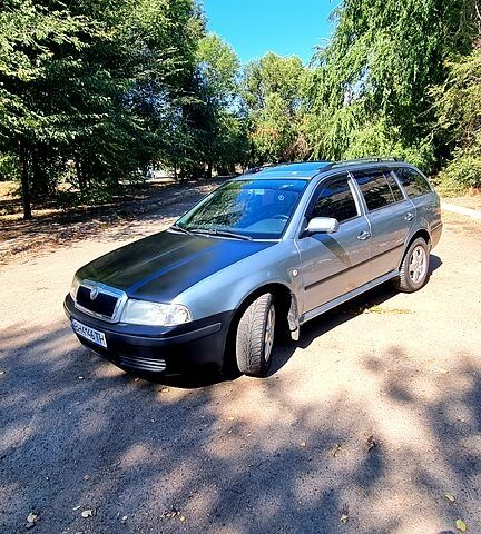 Сірий Шкода Октавія, об'ємом двигуна 1.6 л та пробігом 218 тис. км за 3500 $, фото 1 на Automoto.ua