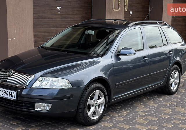 Сірий Шкода Октавія, об'ємом двигуна 1.6 л та пробігом 223 тис. км за 5880 $, фото 1 на Automoto.ua