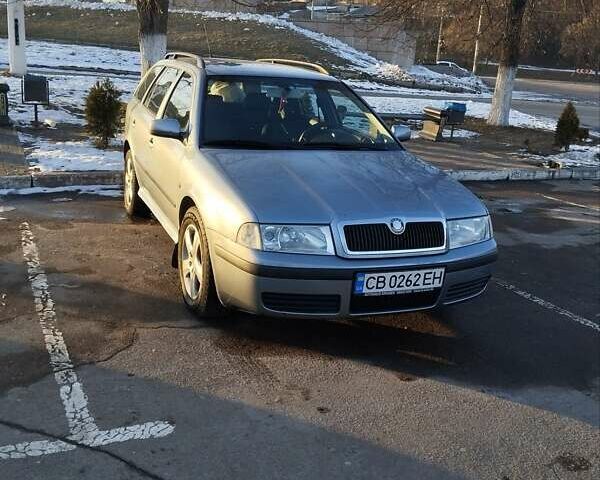 Сірий Шкода Октавія, об'ємом двигуна 1.6 л та пробігом 212 тис. км за 4800 $, фото 1 на Automoto.ua