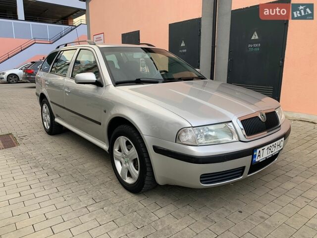 Серый Шкода Октавия, объемом двигателя 1.6 л и пробегом 205 тыс. км за 3350 $, фото 1 на Automoto.ua