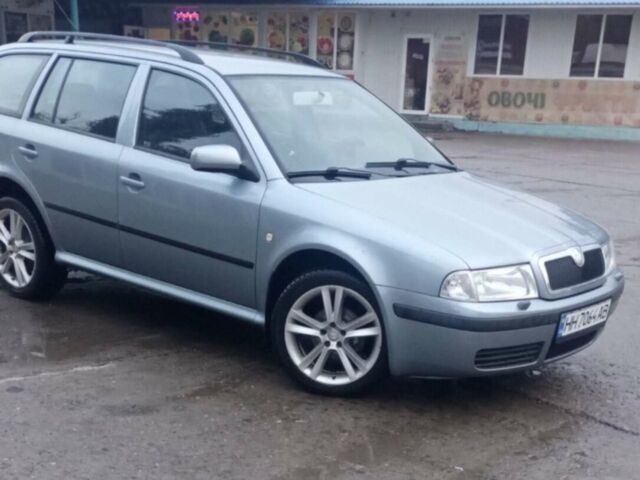 Сірий Шкода Октавія, об'ємом двигуна 1.6 л та пробігом 328 тис. км за 4000 $, фото 1 на Automoto.ua