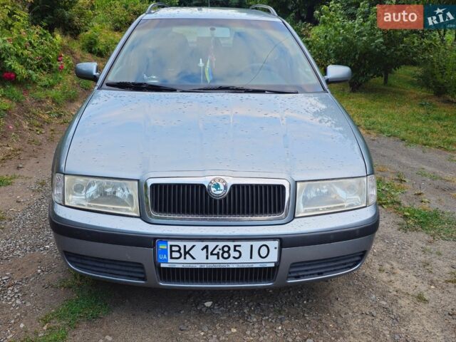 Сірий Шкода Октавія, об'ємом двигуна 1.6 л та пробігом 197 тис. км за 5500 $, фото 1 на Automoto.ua
