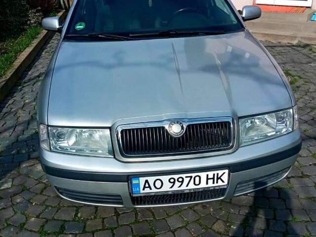 Сірий Шкода Октавія, об'ємом двигуна 1.6 л та пробігом 291 тис. км за 3900 $, фото 1 на Automoto.ua