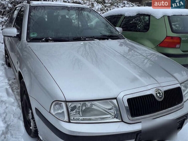 Серый Шкода Октавия, объемом двигателя 1.6 л и пробегом 180 тыс. км за 4199 $, фото 1 на Automoto.ua