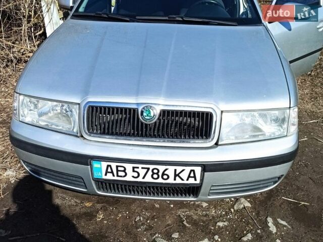 Серый Шкода Октавия, объемом двигателя 1.6 л и пробегом 250 тыс. км за 4600 $, фото 1 на Automoto.ua