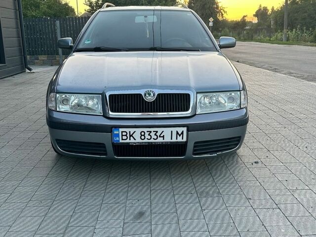 Сірий Шкода Октавія, об'ємом двигуна 1.6 л та пробігом 256 тис. км за 4700 $, фото 1 на Automoto.ua