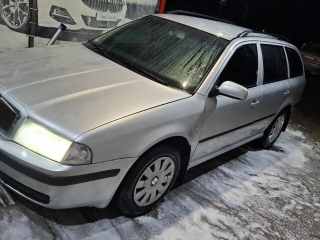 Серый Шкода Октавия, объемом двигателя 0 л и пробегом 193 тыс. км за 1550 $, фото 1 на Automoto.ua