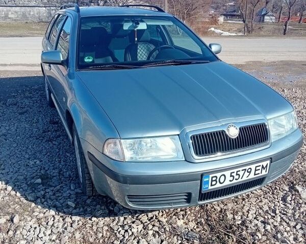 Серый Шкода Октавия, объемом двигателя 1.6 л и пробегом 239 тыс. км за 4800 $, фото 1 на Automoto.ua