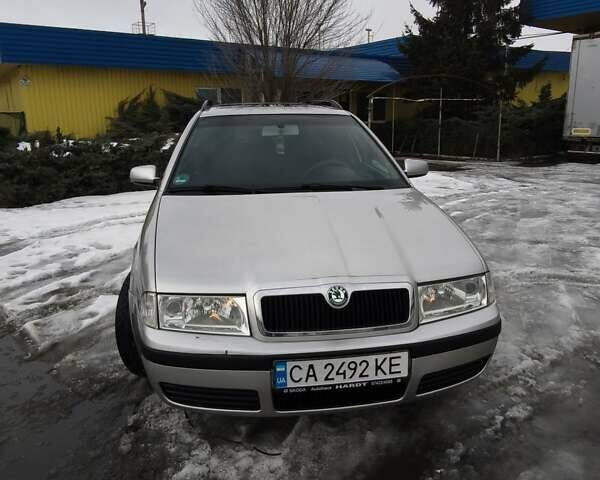 Серый Шкода Октавия, объемом двигателя 1.6 л и пробегом 176 тыс. км за 4700 $, фото 1 на Automoto.ua