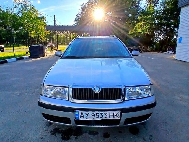 Сірий Шкода Октавія, об'ємом двигуна 1.6 л та пробігом 0 тис. км за 3300 $, фото 1 на Automoto.ua