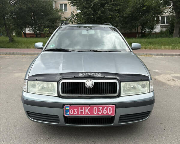 Серый Шкода Октавия, объемом двигателя 1.6 л и пробегом 235 тыс. км за 5000 $, фото 1 на Automoto.ua