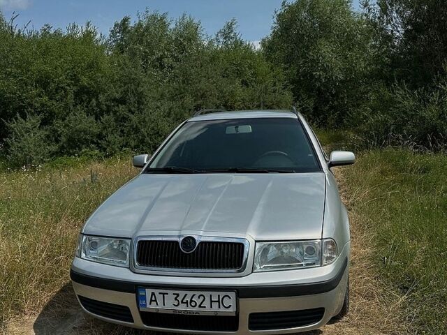 Сірий Шкода Октавія, об'ємом двигуна 1.6 л та пробігом 224 тис. км за 3900 $, фото 1 на Automoto.ua