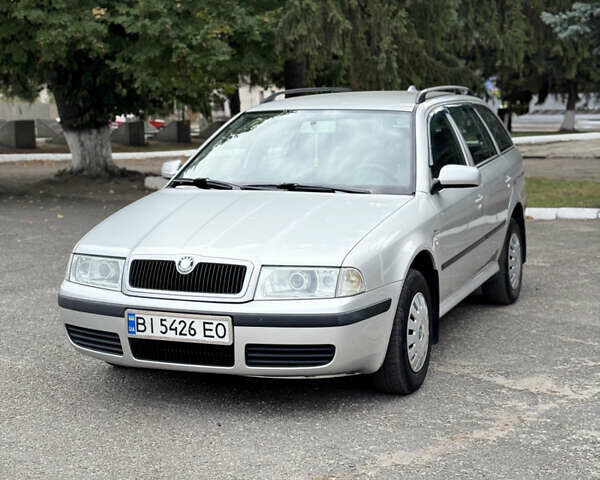 Серый Шкода Октавия, объемом двигателя 1.6 л и пробегом 240 тыс. км за 4000 $, фото 1 на Automoto.ua