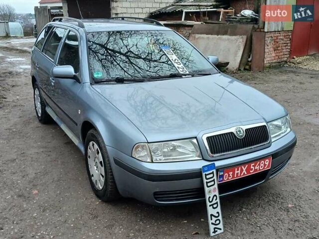 Серый Шкода Октавия, объемом двигателя 1.6 л и пробегом 238 тыс. км за 4750 $, фото 1 на Automoto.ua