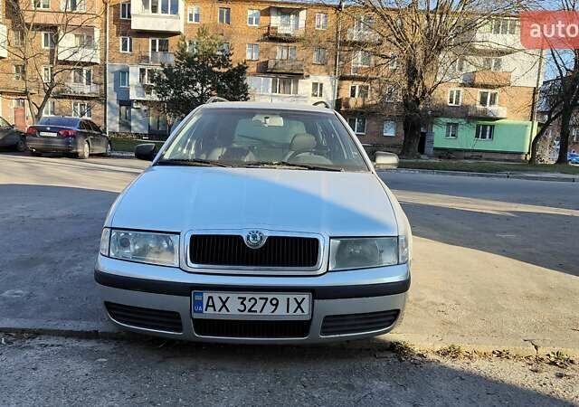 Серый Шкода Октавия, объемом двигателя 1.6 л и пробегом 230 тыс. км за 4500 $, фото 1 на Automoto.ua