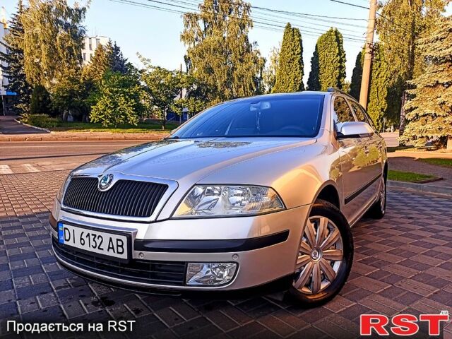 Серый Шкода Октавия, объемом двигателя 1.6 л и пробегом 214 тыс. км за 5700 $, фото 1 на Automoto.ua