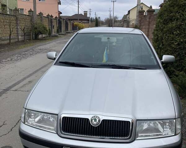 Сірий Шкода Октавія, об'ємом двигуна 1.6 л та пробігом 293 тис. км за 5500 $, фото 1 на Automoto.ua