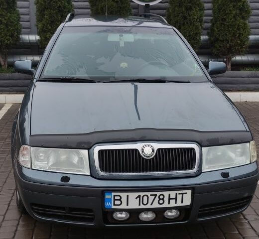 Серый Шкода Октавия, объемом двигателя 1.8 л и пробегом 200 тыс. км за 6000 $, фото 1 на Automoto.ua