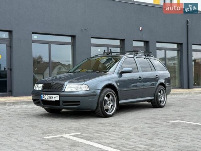 Серый Шкода Октавия, объемом двигателя 1.6 л и пробегом 226 тыс. км за 6000 $, фото 1 на Automoto.ua