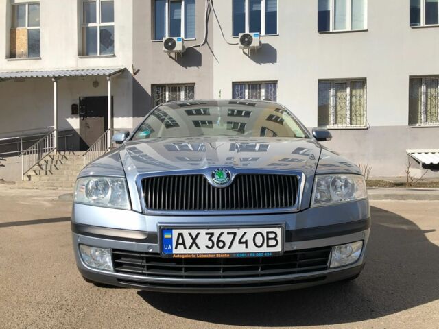 Серый Шкода Октавия, объемом двигателя 1.6 л и пробегом 198 тыс. км за 6000 $, фото 1 на Automoto.ua