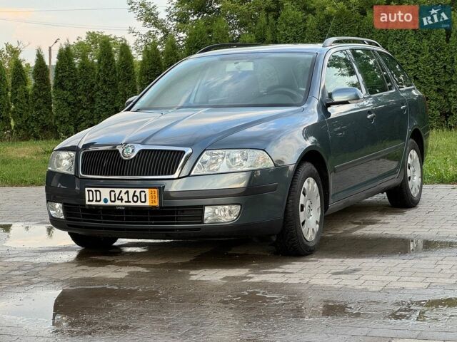 Серый Шкода Октавия, объемом двигателя 1.6 л и пробегом 203 тыс. км за 5100 $, фото 1 на Automoto.ua