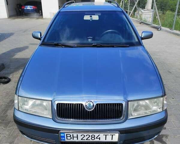 Серый Шкода Октавия, объемом двигателя 1.6 л и пробегом 219 тыс. км за 4400 $, фото 1 на Automoto.ua