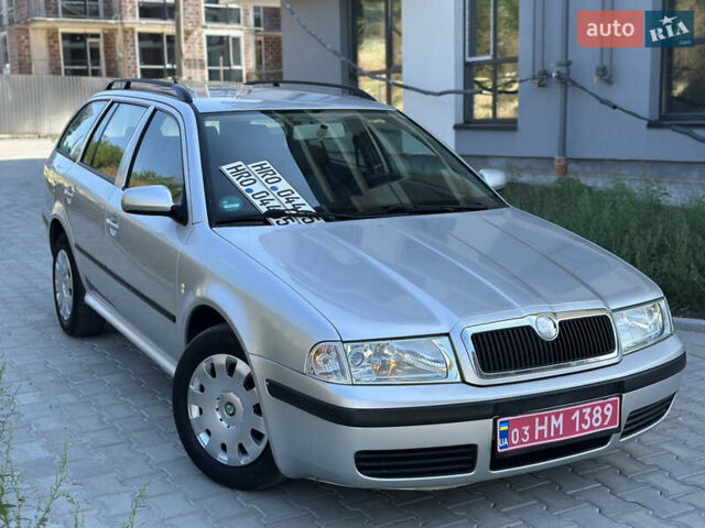 Серый Шкода Октавия, объемом двигателя 1.6 л и пробегом 217 тыс. км за 4999 $, фото 1 на Automoto.ua