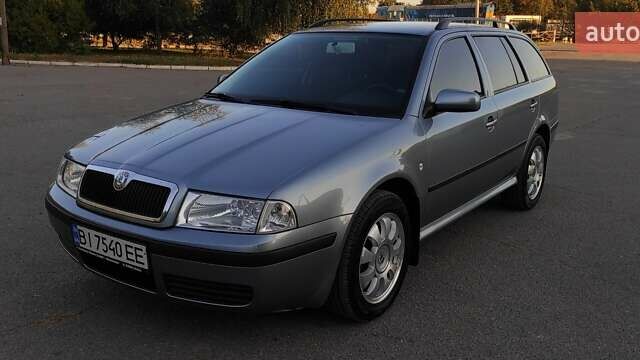 Серый Шкода Октавия, объемом двигателя 1.6 л и пробегом 202 тыс. км за 5300 $, фото 1 на Automoto.ua