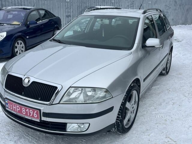 Сірий Шкода Октавія, об'ємом двигуна 1.6 л та пробігом 224 тис. км за 5600 $, фото 1 на Automoto.ua