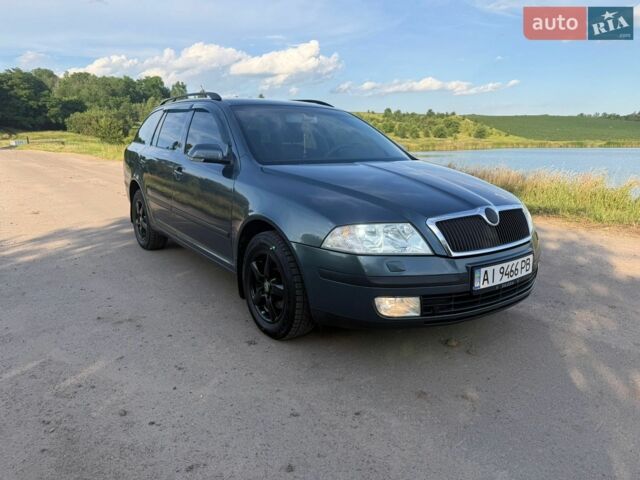 Серый Шкода Октавия, объемом двигателя 1.6 л и пробегом 193 тыс. км за 6500 $, фото 1 на Automoto.ua