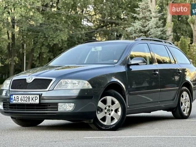 Серый Шкода Октавия, объемом двигателя 1.6 л и пробегом 195 тыс. км за 6200 $, фото 1 на Automoto.ua