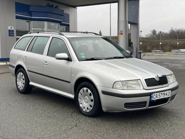 Сірий Шкода Октавія, об'ємом двигуна 1.6 л та пробігом 246 тис. км за 4850 $, фото 1 на Automoto.ua