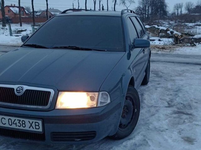 Сірий Шкода Октавія, об'ємом двигуна 1.6 л та пробігом 303 тис. км за 4400 $, фото 1 на Automoto.ua