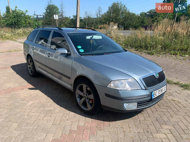 Серый Шкода Октавия, объемом двигателя 1.6 л и пробегом 300 тыс. км за 6700 $, фото 1 на Automoto.ua