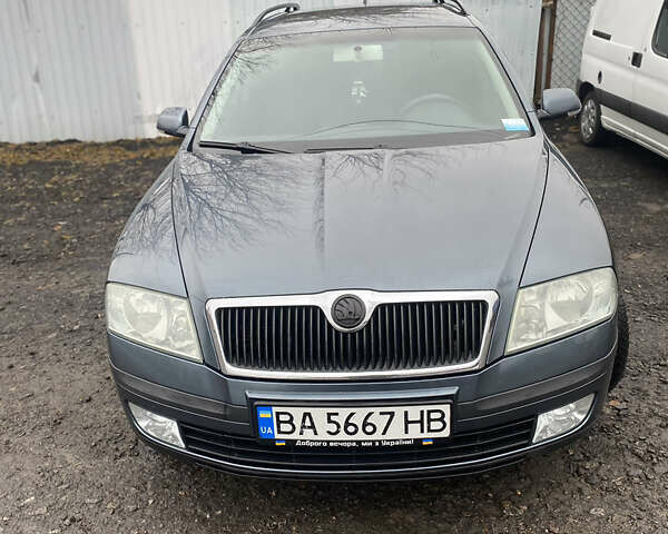 Серый Шкода Октавия, объемом двигателя 1.9 л и пробегом 400 тыс. км за 4900 $, фото 1 на Automoto.ua