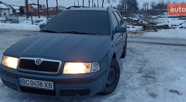 Серый Шкода Октавия, объемом двигателя 1.6 л и пробегом 296 тыс. км за 4999 $, фото 1 на Automoto.ua