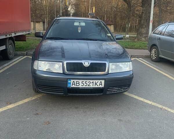 Серый Шкода Октавия, объемом двигателя 1.6 л и пробегом 240 тыс. км за 4600 $, фото 1 на Automoto.ua