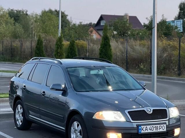 Серый Шкода Октавия, объемом двигателя 1.6 л и пробегом 279 тыс. км за 6199 $, фото 1 на Automoto.ua