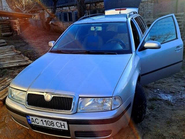 Серый Шкода Октавия, объемом двигателя 1.6 л и пробегом 284 тыс. км за 5300 $, фото 1 на Automoto.ua