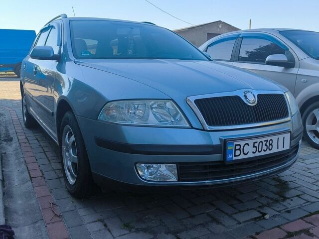 Сірий Шкода Октавія, об'ємом двигуна 1.6 л та пробігом 276 тис. км за 5800 $, фото 1 на Automoto.ua
