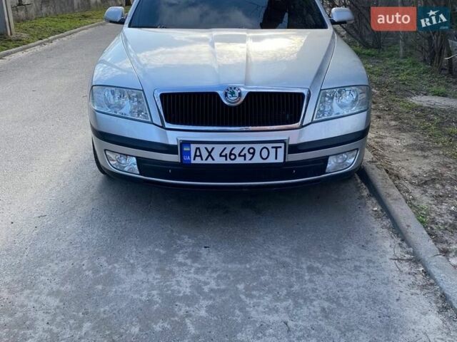 Серый Шкода Октавия, объемом двигателя 1.6 л и пробегом 211 тыс. км за 5300 $, фото 1 на Automoto.ua